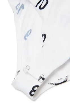 T-Shirts | Logomania><noscript><img data-lazyloaded=