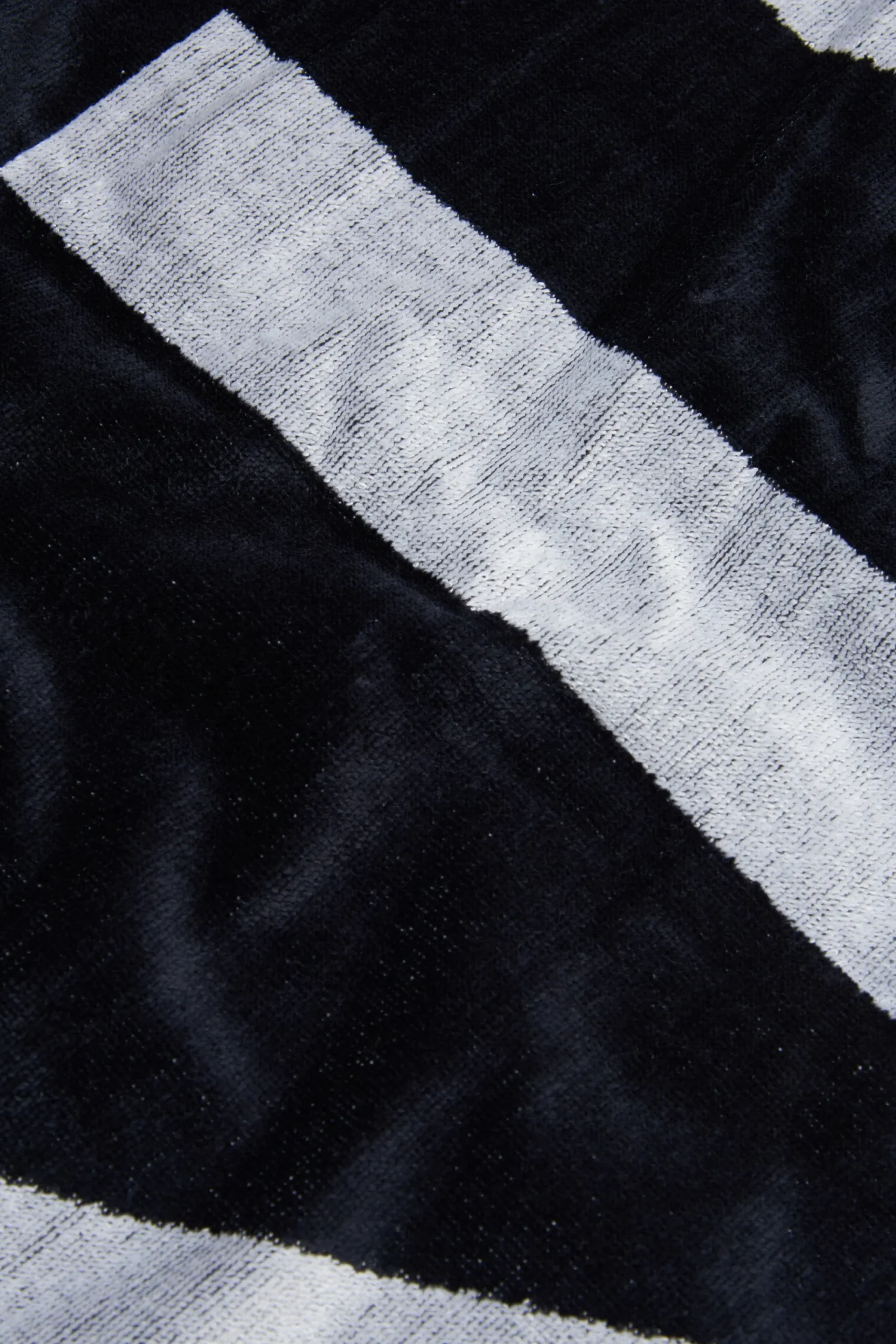 Swimwear | Swimwear>N°21 terry beach towel with maxi-logo BLACK