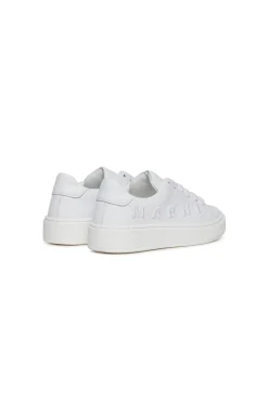 Sneakers | Sneakers><noscript><img data-lazyloaded=