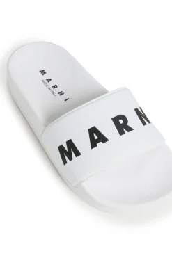 Slippers And Sandals | Slippers And Sandals><noscript><img data-lazyloaded=