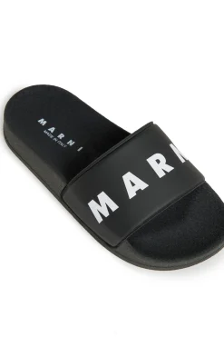 Slippers And Sandals | Slippers And Sandals><noscript><img data-lazyloaded=