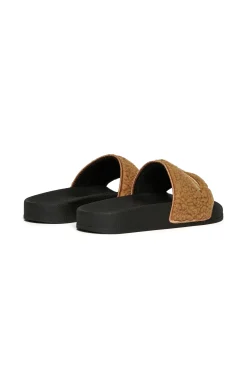 Slippers And Sandals | Slippers And Sandals><noscript><img data-lazyloaded=