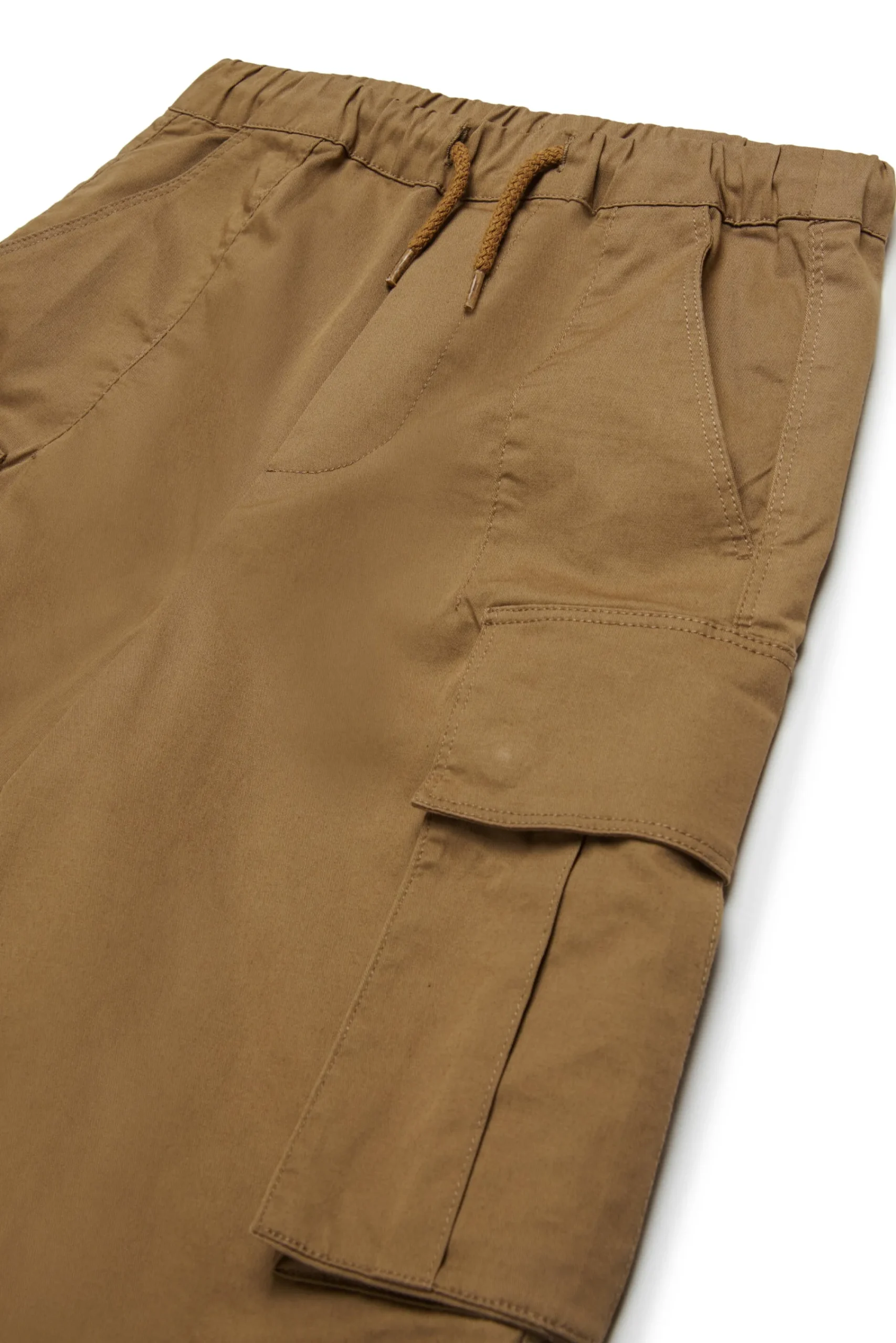 Shorts | Shorts>MYAR Cargo shorts in deadstock fabric with logo brown