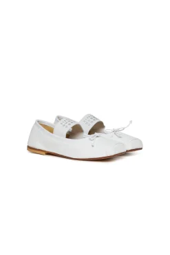 Slippers And Sandals | Slippers And Sandals><noscript><img data-lazyloaded=