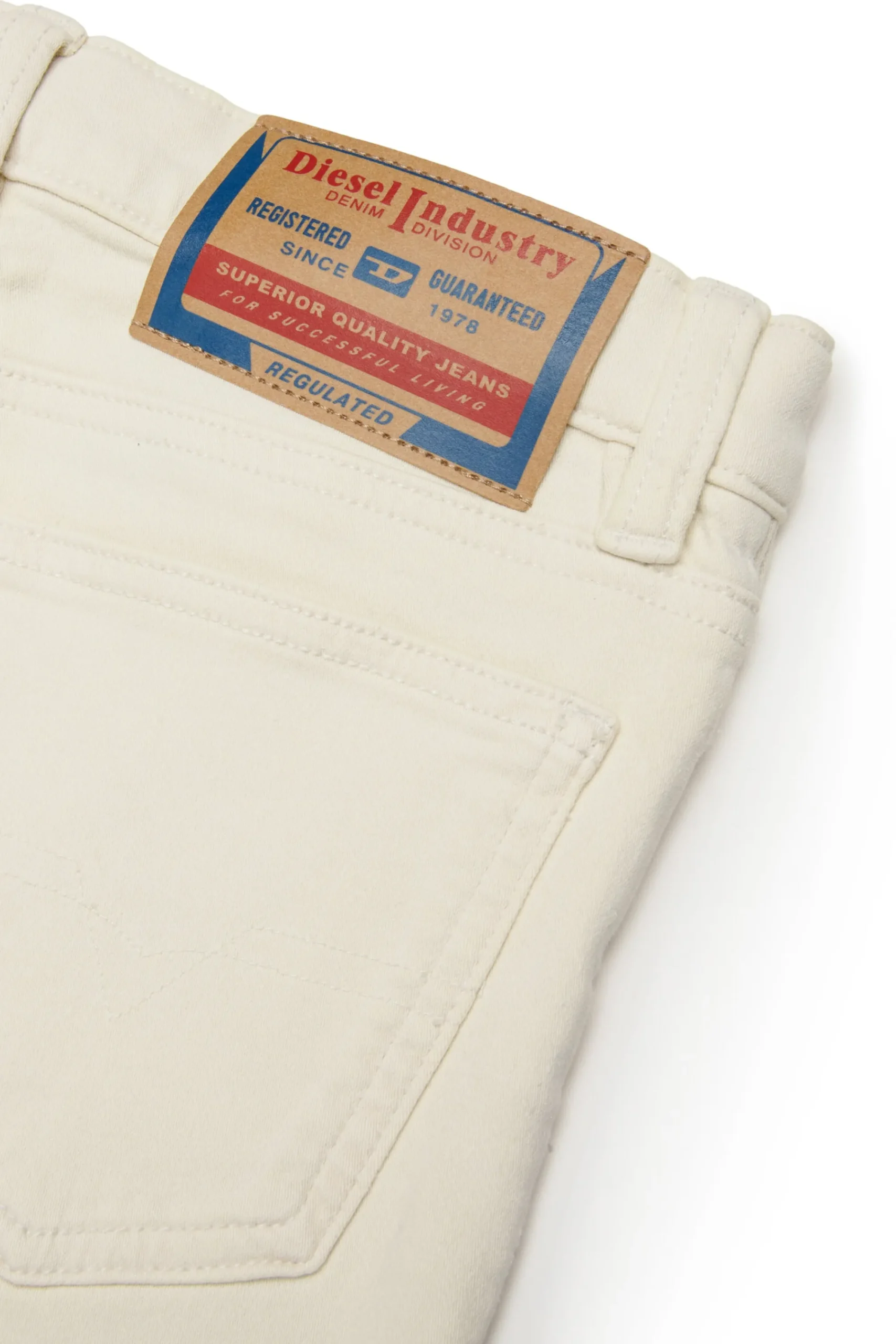 Denim-Mania | Denim-Mania>DIESEL Coloured Straight JoggJeans® - 1995 off white