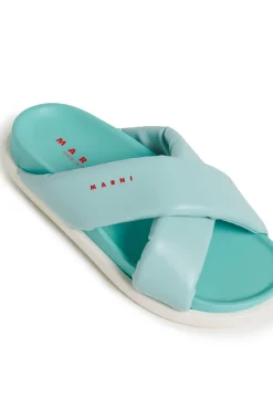 Slippers And Sandals | Slippers And Sandals><noscript><img data-lazyloaded=