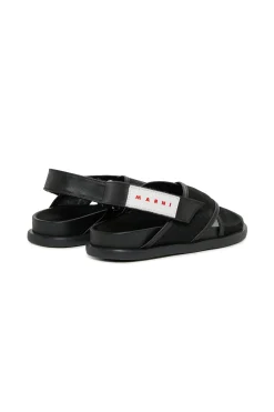 Slippers And Sandals | Slippers And Sandals><noscript><img data-lazyloaded=