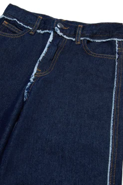 Jeans | Party Looks><noscript><img data-lazyloaded=