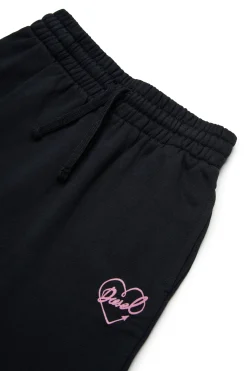 Skirts><noscript><img data-lazyloaded=