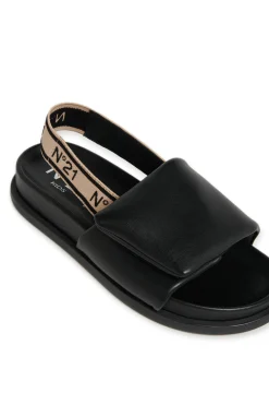Slippers And Sandals | Slippers And Sandals><noscript><img data-lazyloaded=