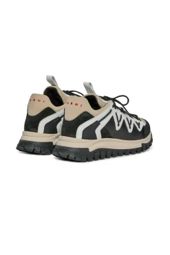 Sneakers | Sneakers><noscript><img data-lazyloaded=