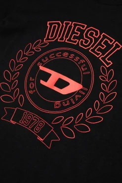 T-Shirts | T-Shirts><noscript><img width=