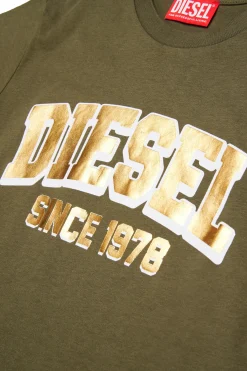 T-Shirts | T-Shirts><noscript><img data-lazyloaded=