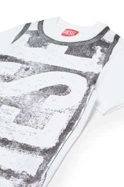 T-Shirts | T-Shirts><noscript><img data-lazyloaded=