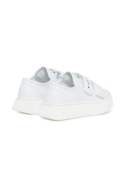 Sneakers | Sneakers><noscript><img data-lazyloaded=