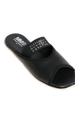 Slippers And Sandals | Slippers And Sandals><noscript><img data-lazyloaded=