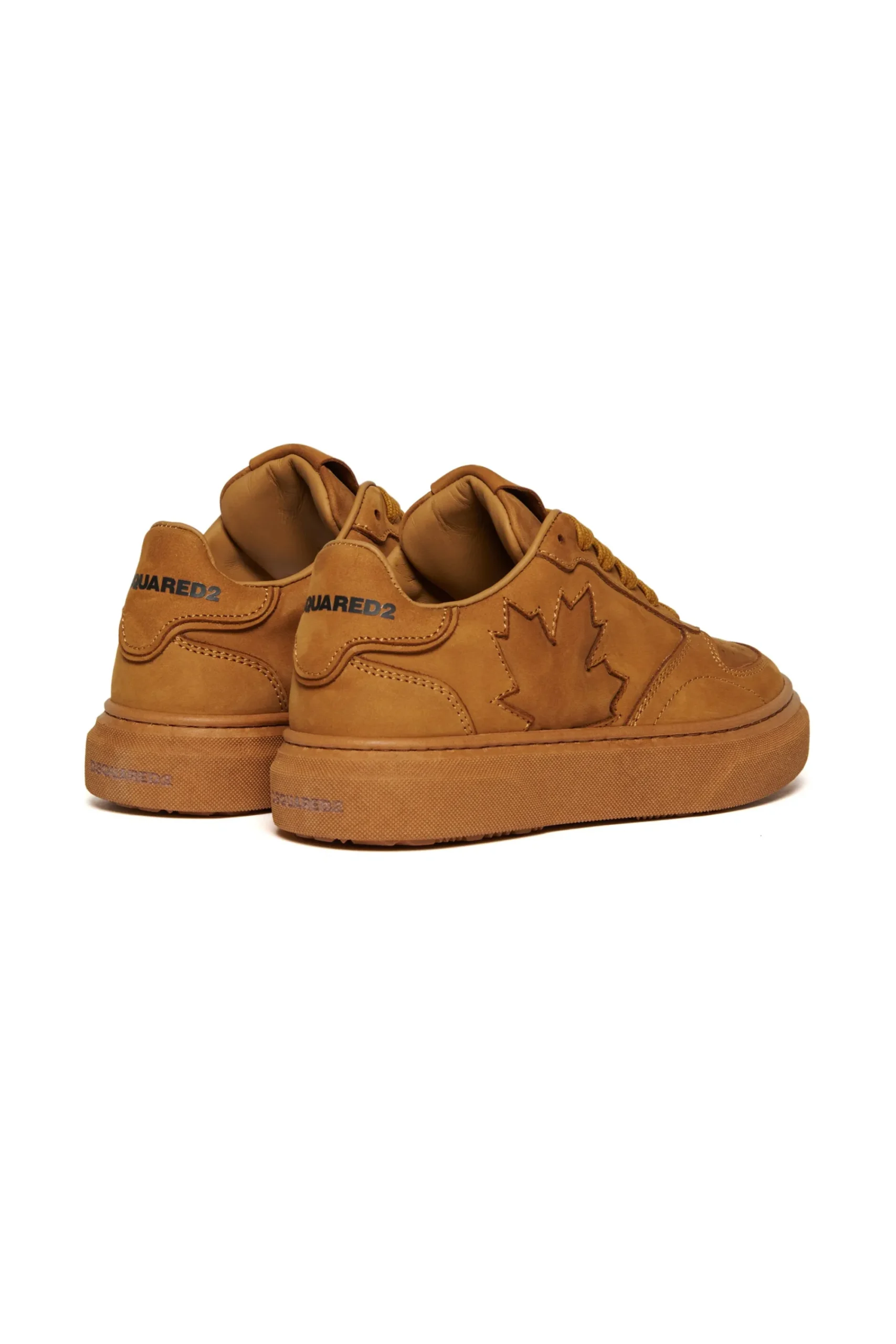 Sneakers | Sneakers>DSQUARED2 Low top trainers with Maple Leaf warm camel
