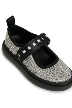 Sneakers | Sneakers><noscript><img data-lazyloaded=