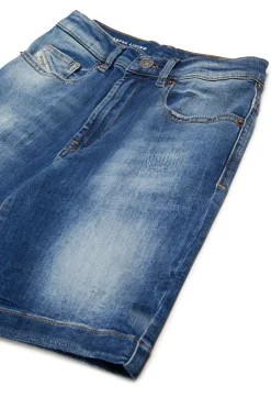 Shorts><noscript><img data-lazyloaded=