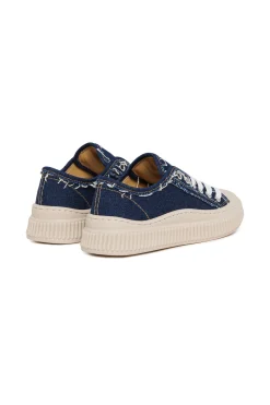 Sneakers | Sneakers><noscript><img data-lazyloaded=