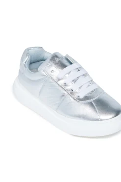 Sneakers | Sneakers><noscript><img data-lazyloaded=