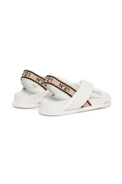 Slippers And Sandals | Slippers And Sandals><noscript><img data-lazyloaded=