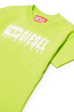 T-Shirts | Activewear><noscript><img data-lazyloaded=