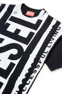 T-Shirts | T-Shirts><noscript><img width=