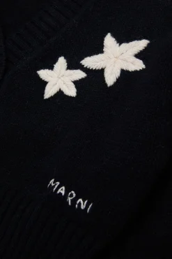 Knitwear><noscript><img width=